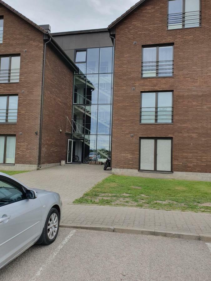 Juuli Apartament Kuressaare Exterior foto